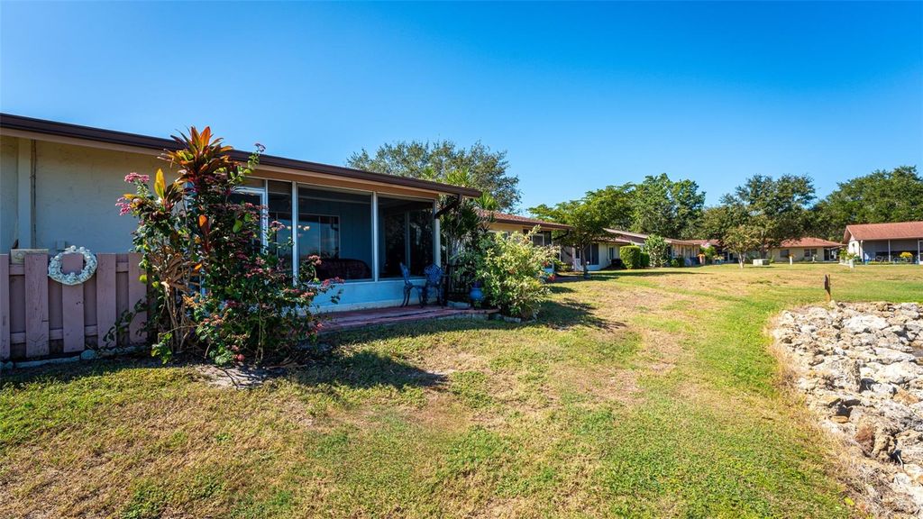 Image 26 of property listing at 4591 MOHICAN TRAIL 137, Sarasota, FL 34233