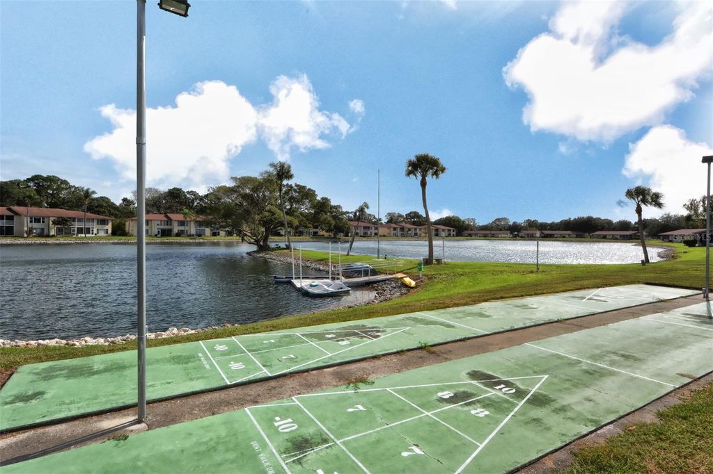 Image 36 of property listing at 4591 MOHICAN TRAIL 137, Sarasota, FL 34233