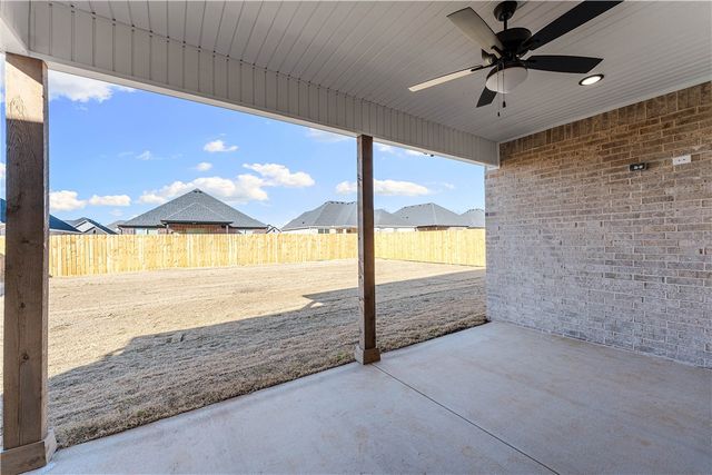 1908 Farmer Street, Pea Ridge, AR 72751