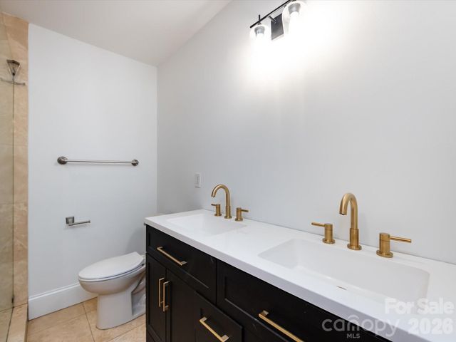 3109 Forest Lawn Drive, Matthews, NC 28104