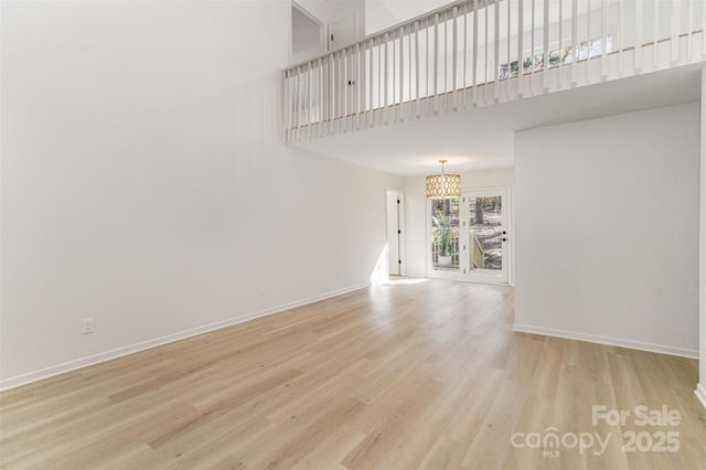 7921 Carmel Oaks Court, Charlotte, NC 28226