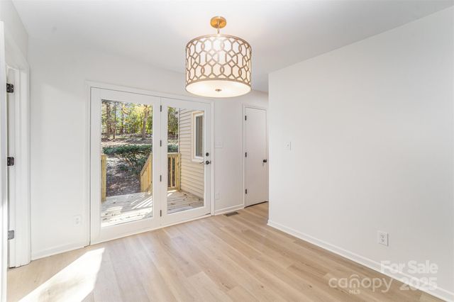 7921 Carmel Oaks Court, Charlotte, NC 28226