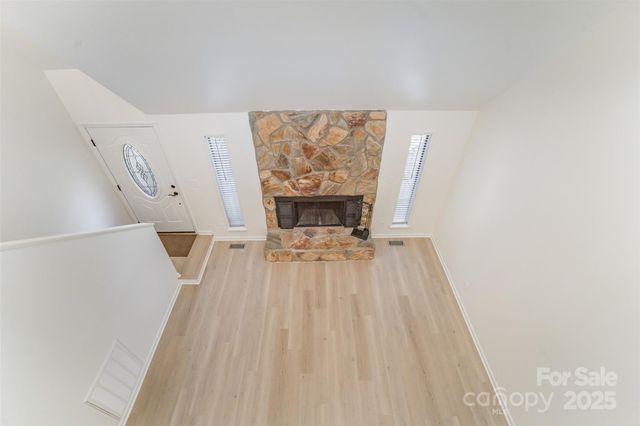 7921 Carmel Oaks Court, Charlotte, NC 28226