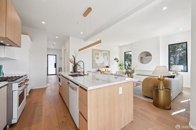 1392 Rhode Island Street, San Francisco, CA 94107