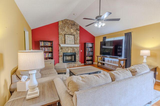8514 River Cove Drive, Harrison, TN 37341