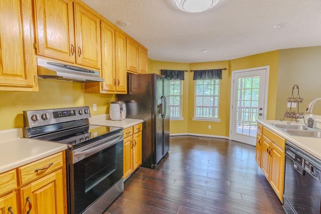 8514 River Cove Drive, Harrison, TN 37341