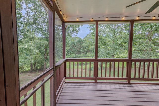 8514 River Cove Drive, Harrison, TN 37341