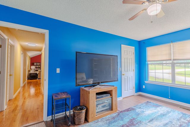 8514 River Cove Drive, Harrison, TN 37341