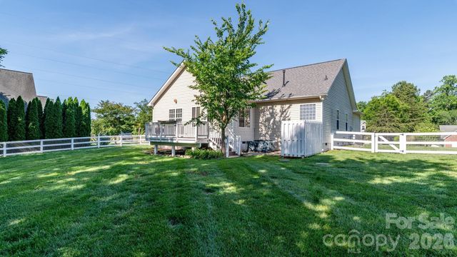 235 Kendra Drive, Mooresville, NC 28117