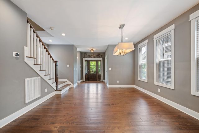 1430B Stainback Ave, Nashville, TN 37207