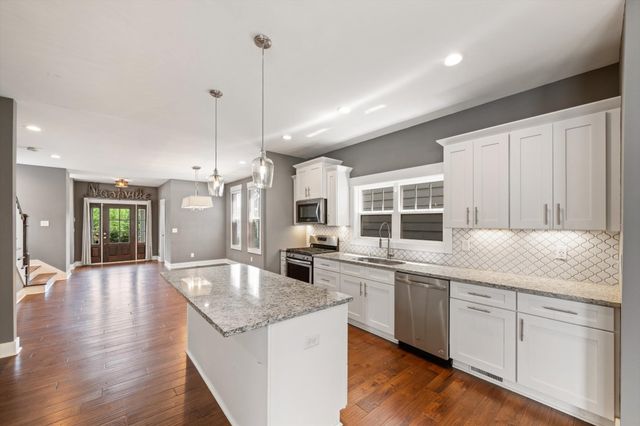1430B Stainback Ave, Nashville, TN 37207