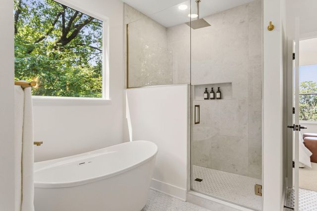 3126 Red Oak Drive, Saugatuck Twp, MI 49453