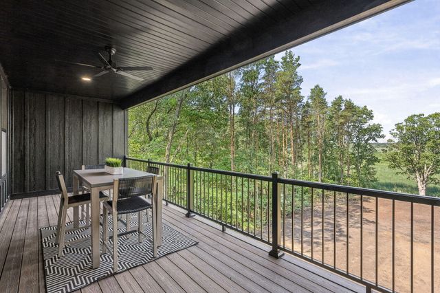 3126 Red Oak Drive, Saugatuck Twp, MI 49453