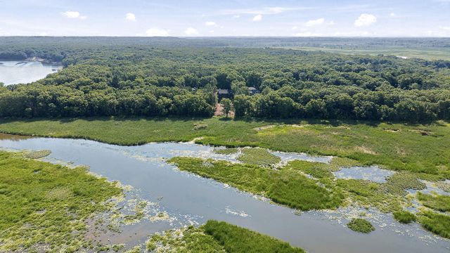 3126 Red Oak Drive, Saugatuck Twp, MI 49453