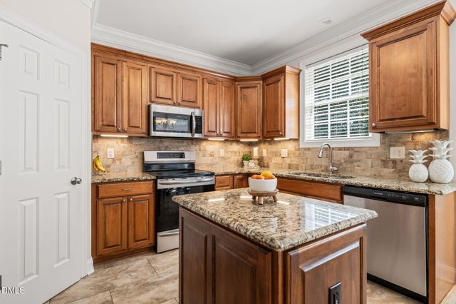 81 Carrousel Court, Angier, NC 27501