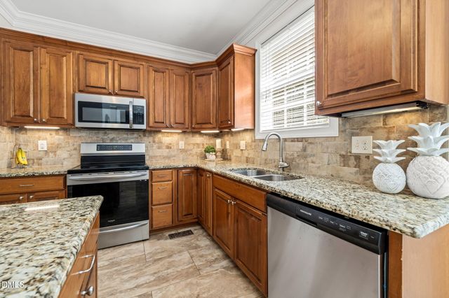 81 Carrousel Court, Angier, NC 27501