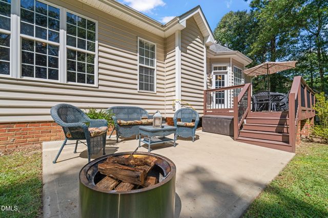 81 Carrousel Court, Angier, NC 27501