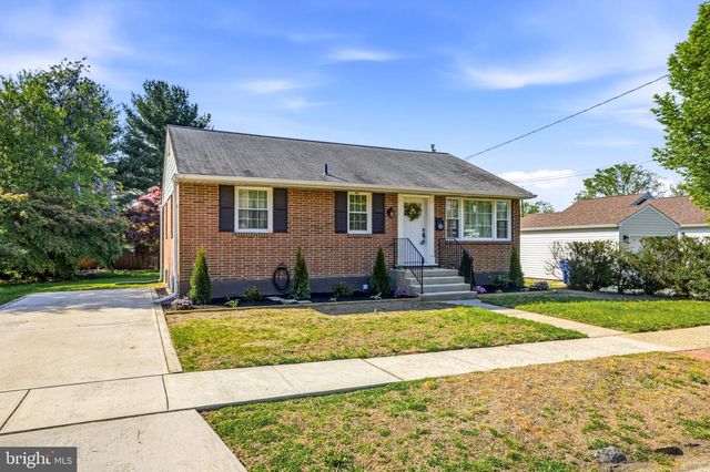 600 8TH ST, Riverton, NJ 08077