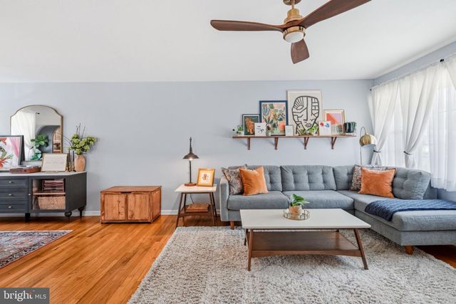 600 8TH ST, Riverton, NJ 08077