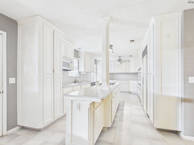 4929 BIG BEND DRIVE, Wichita Falls, TX 76310