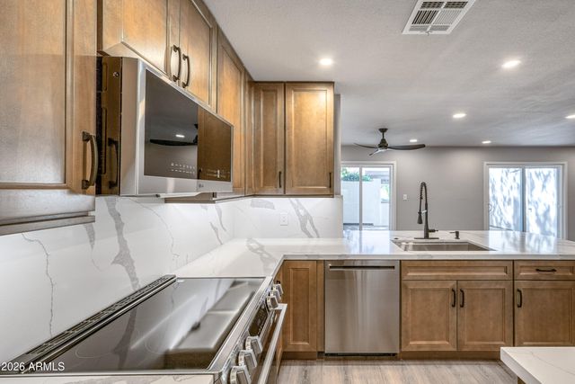 5631 N 79TH Street 2, Scottsdale, AZ 85250