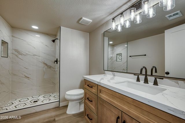 5631 N 79TH Street 2, Scottsdale, AZ 85250