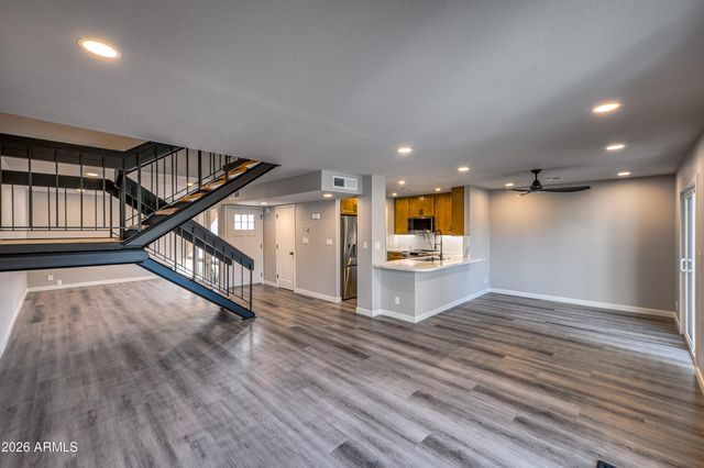 5631 N 79TH Street 2, Scottsdale, AZ 85250