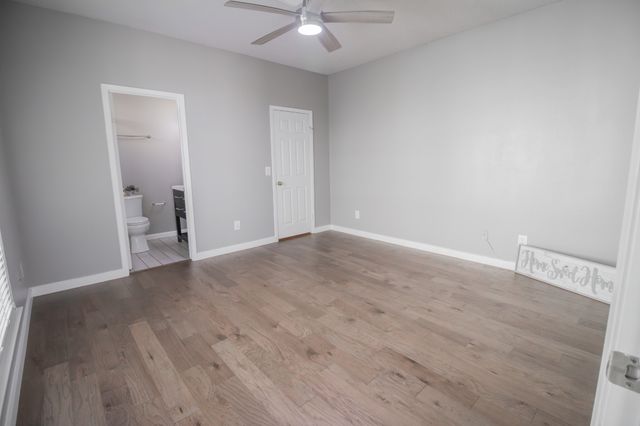601 Laurel Hill Dr, Old Hickory, TN 37138