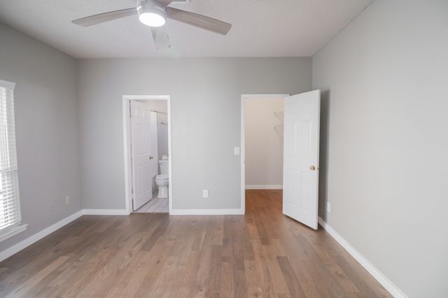 601 Laurel Hill Dr, Old Hickory, TN 37138