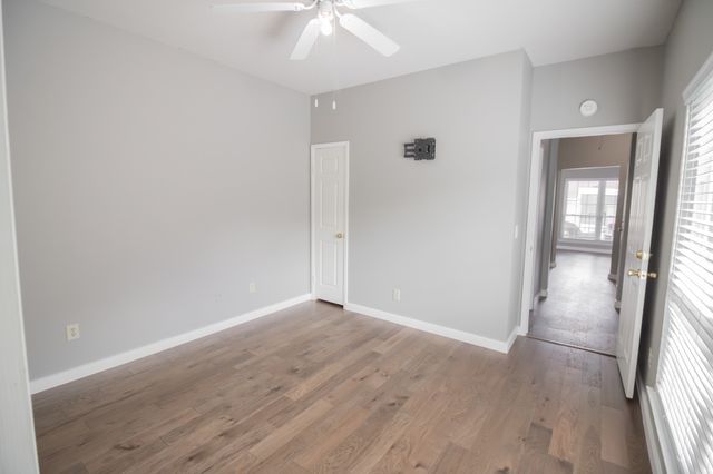 601 Laurel Hill Dr, Old Hickory, TN 37138