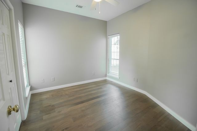 601 Laurel Hill Dr, Old Hickory, TN 37138