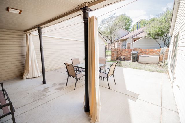 601 Laurel Hill Dr, Old Hickory, TN 37138