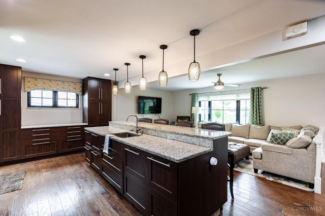 7249 Longfield Drive, Madeira, OH 45243