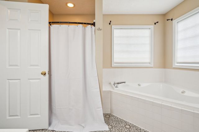 754 McClain Dr, Clarksville, TN 37040