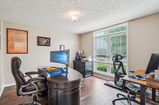 754 McClain Dr, Clarksville, TN 37040