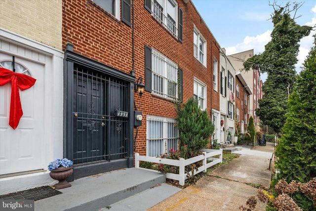 1353 MORRIS RD SE, Washington, DC 20020