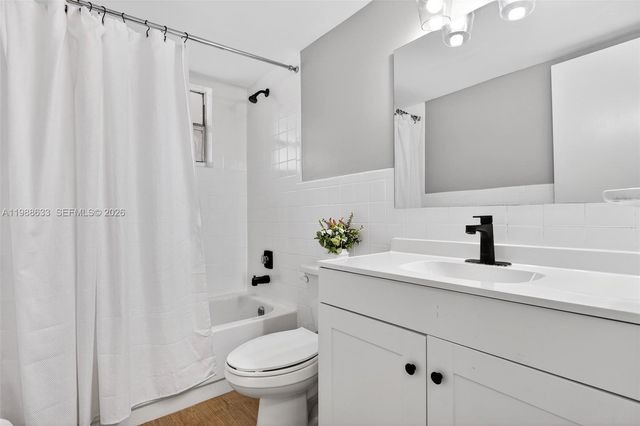 7000 Nova Dr 105E, Davie, FL 33317