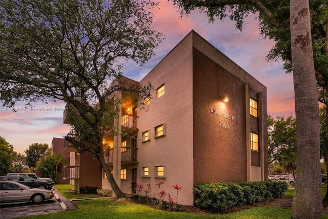 7000 Nova Dr 105E, Davie, FL 33317