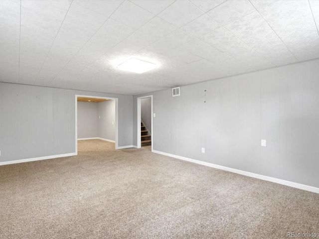 2888 S Zurich Ct, Denver, CO 80236