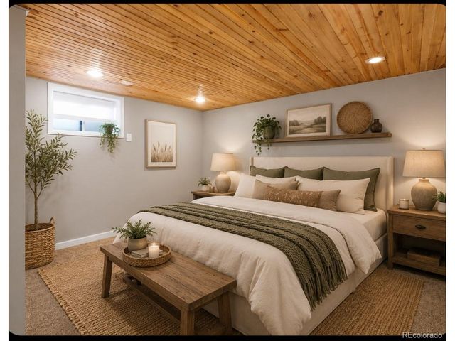 2888 S Zurich Ct, Denver, CO 80236