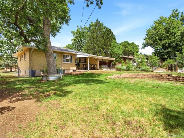 2888 S Zurich Ct, Denver, CO 80236
