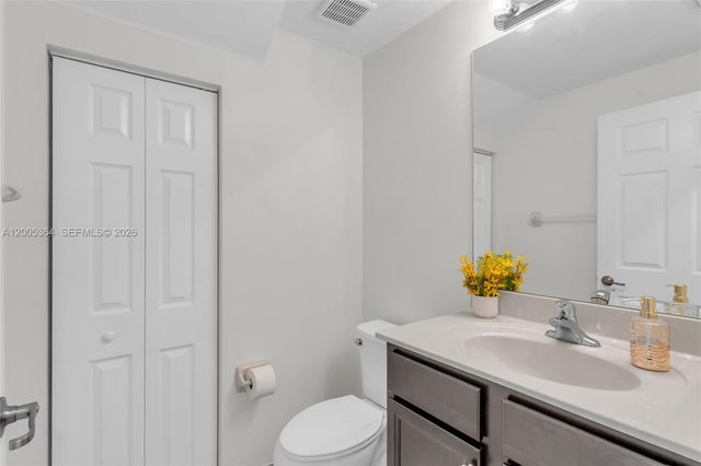 11738 SW 238th St, Homestead, FL 33032