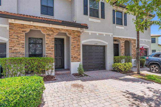 11738 SW 238th St, Homestead, FL 33032