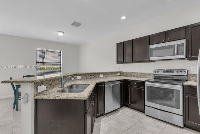 11738 SW 238th St, Homestead, FL 33032