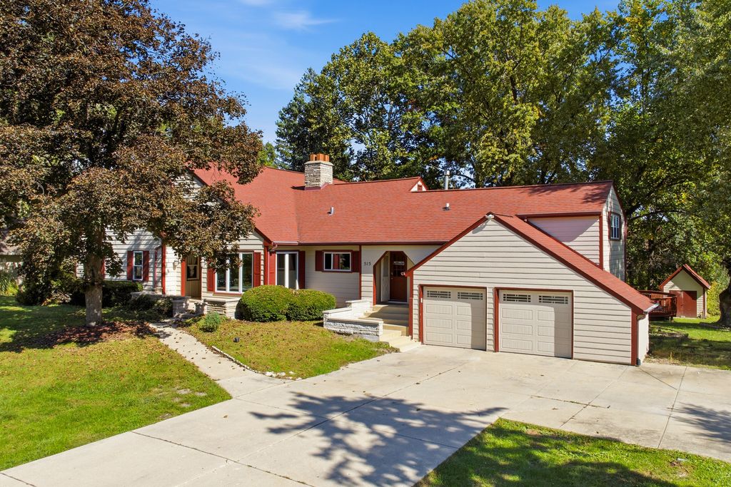 10S515 Glenn Drive, Burr Ridge, IL 60527 — exterior