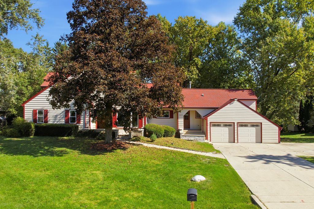 10S515 Glenn Drive, Burr Ridge, IL 60527 — photo 3