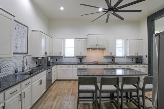 3270 Katy Kourt E, Midlothian, TX 76065