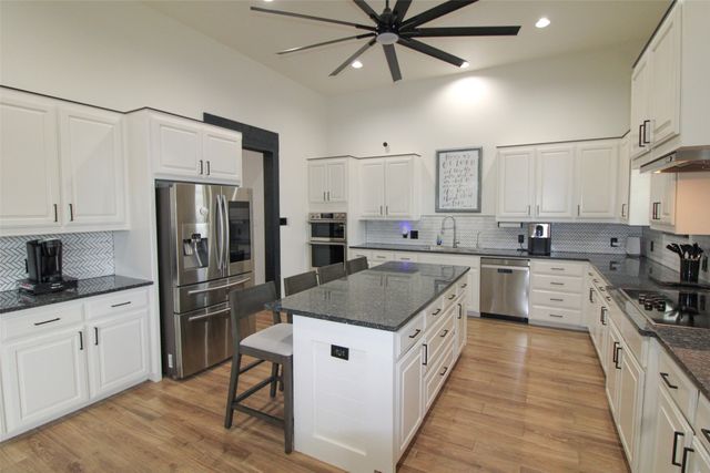 3270 Katy Kourt E, Midlothian, TX 76065