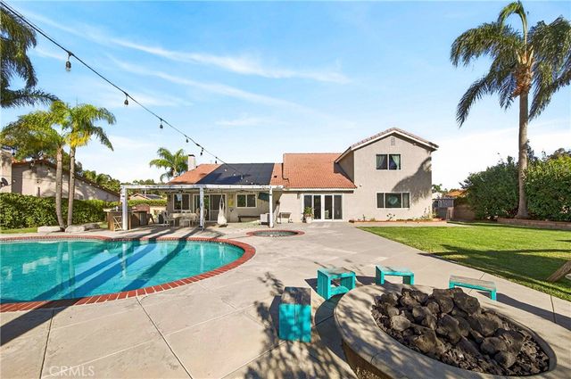 6011 Sun View Road, Yorba Linda, CA 92886