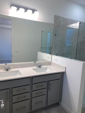 271 SW Sally Way, Stuart, FL 34997